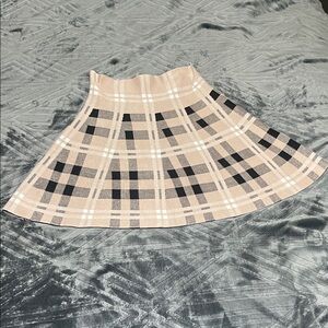 Classic Concepts  Beige Plaid A-Line Knit Skirt - Women